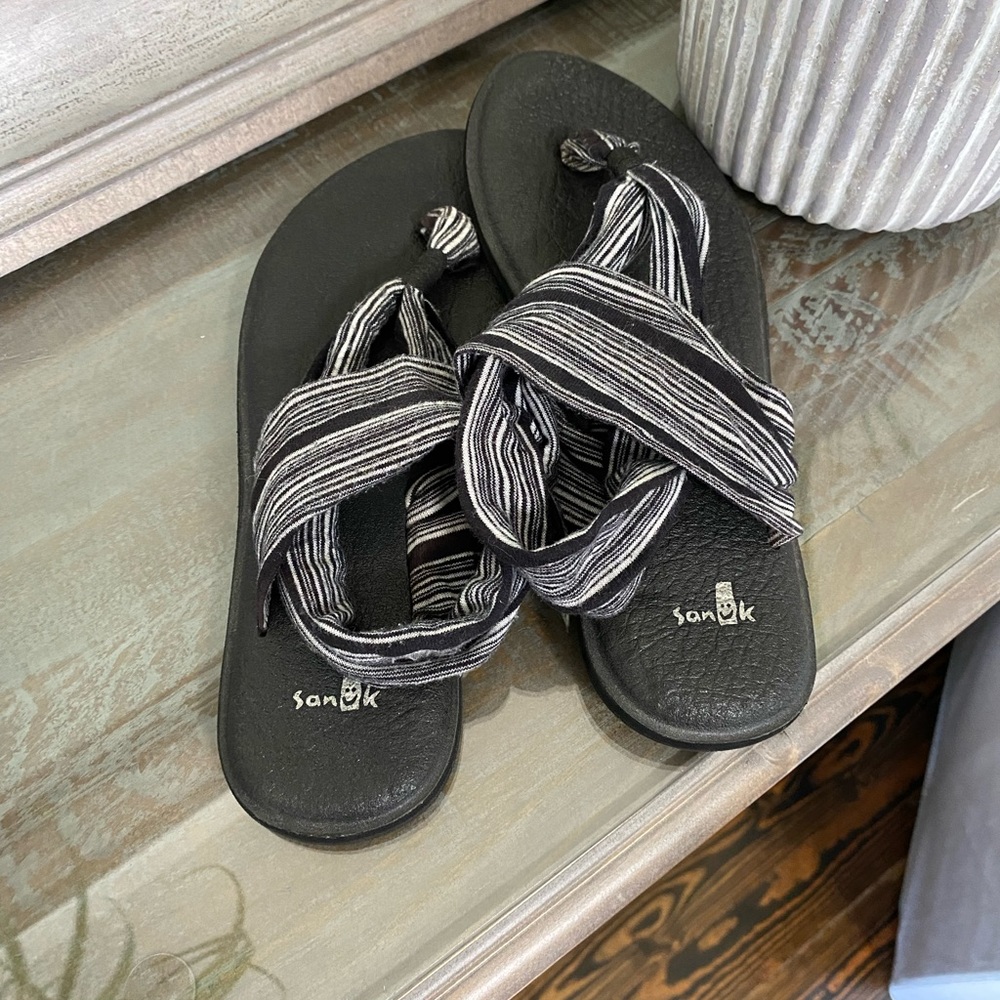 Women’s Sanuk Sling Shoe